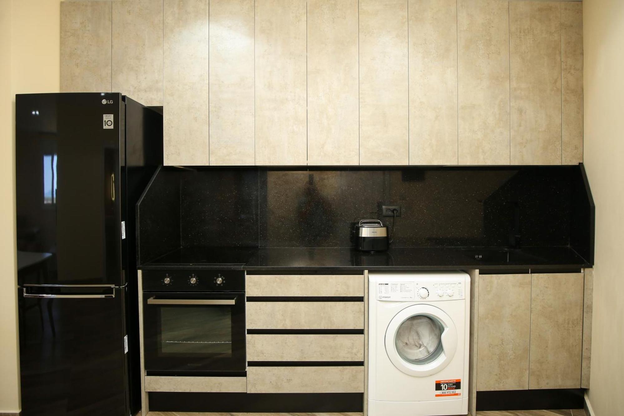 Queen Apartmets Vlorë Exterior foto